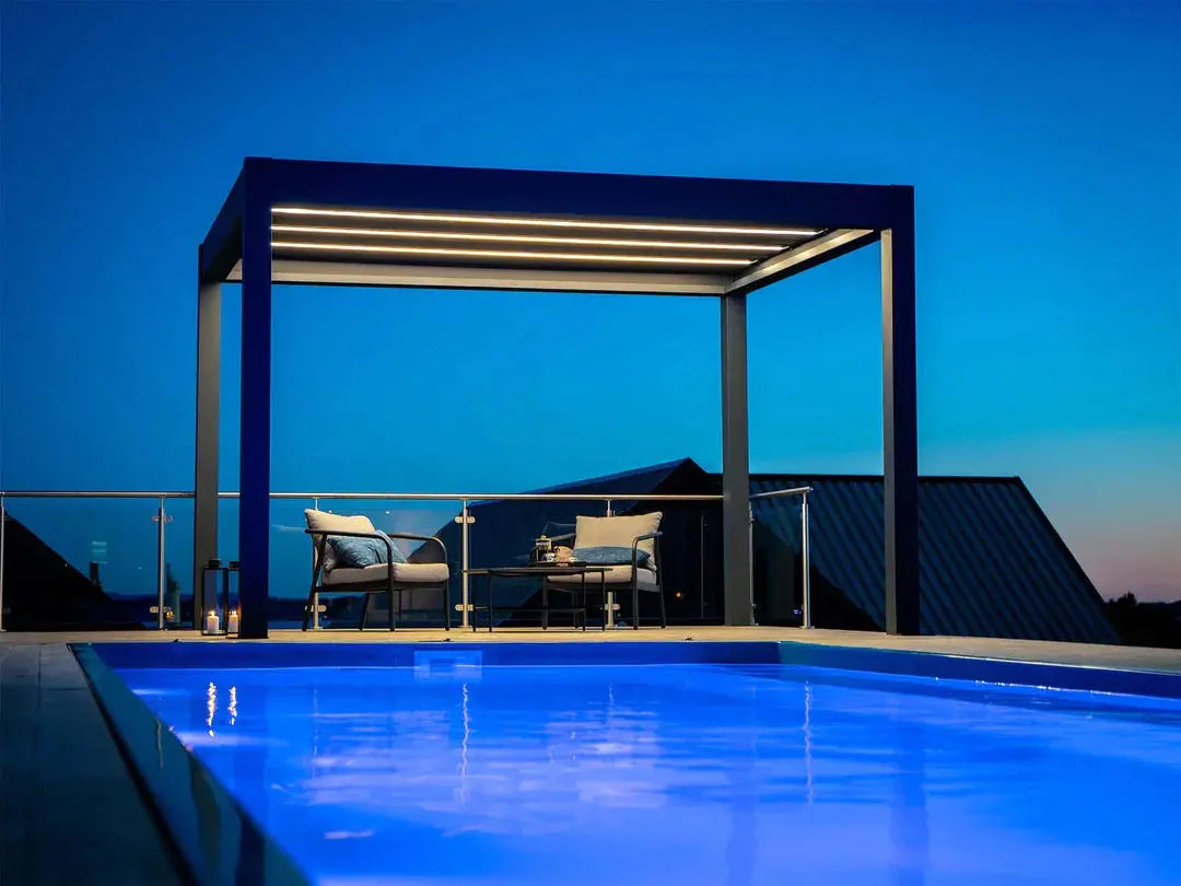 Idéer för pooltäckning: Fördelarna med en pergola PERGOLUX Sverige