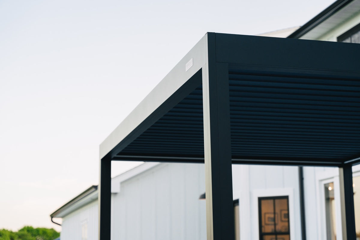 Aluminium till pergola närbild